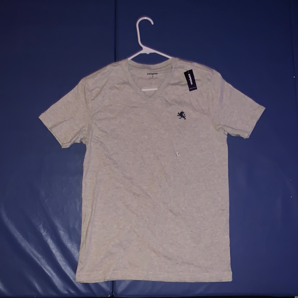 Express V-neck Brand-new